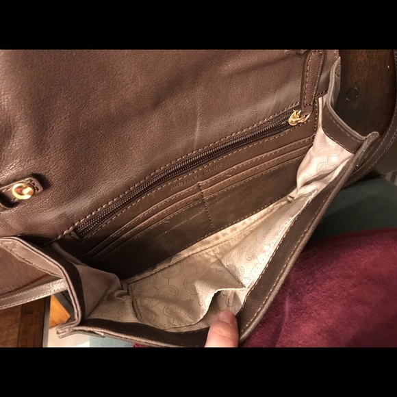 Michael Kors Side Body Bag - Picture 2 of 2